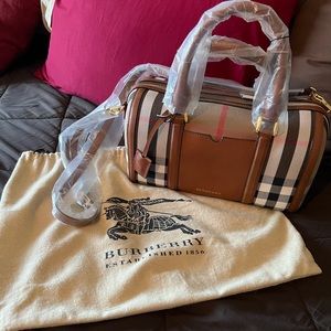Burberry Purse